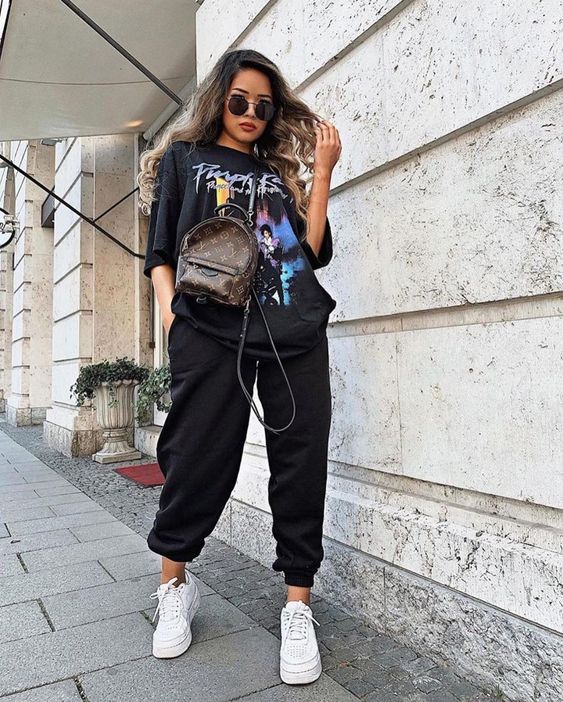 Oversized Graphic Tee with Black Sweatpants and White Sneakers